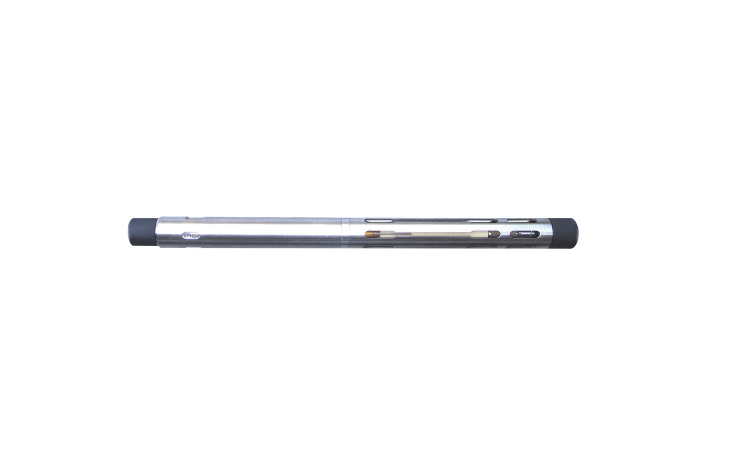 Hold Up Tool - long metal tube with black ends